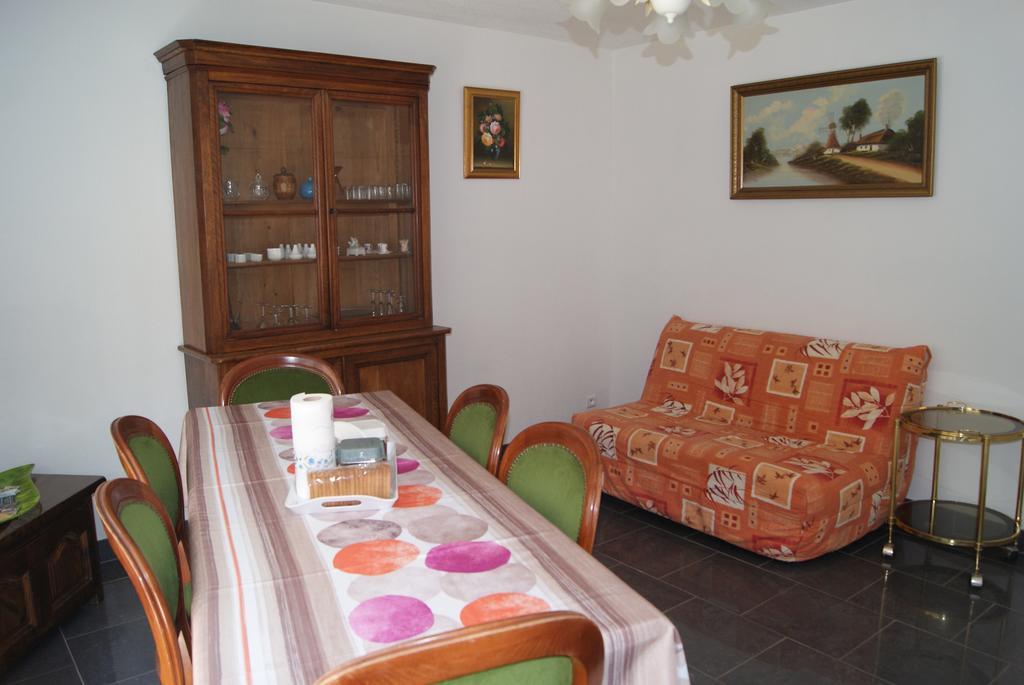Appart'Hotel Les Rochers Auriol Buitenkant foto