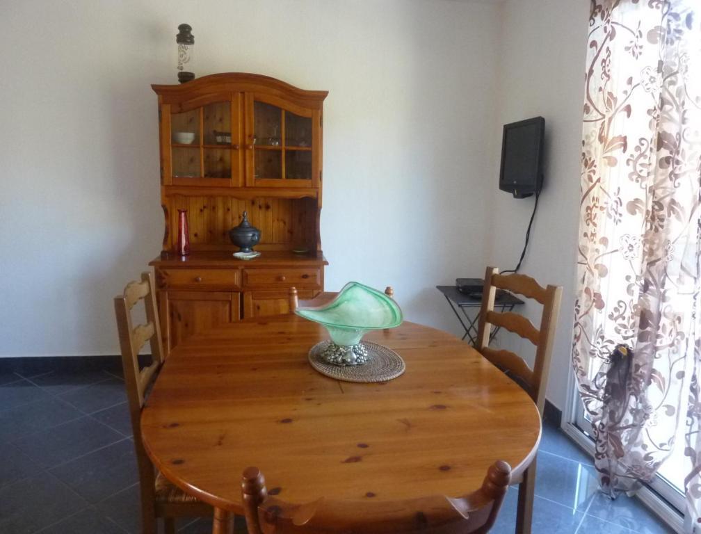 Appart'Hotel Les Rochers Auriol Kamer foto